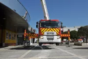 Renault Trucks D Firefighters in intervention