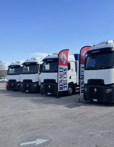 Cinque nuovissime motrici T High 480 Evolution